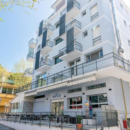 Hotel Santiago Римини Экстерьер фото