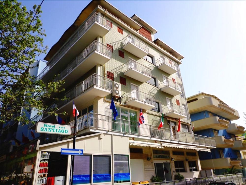 Hotel Santiago Римини Экстерьер фото